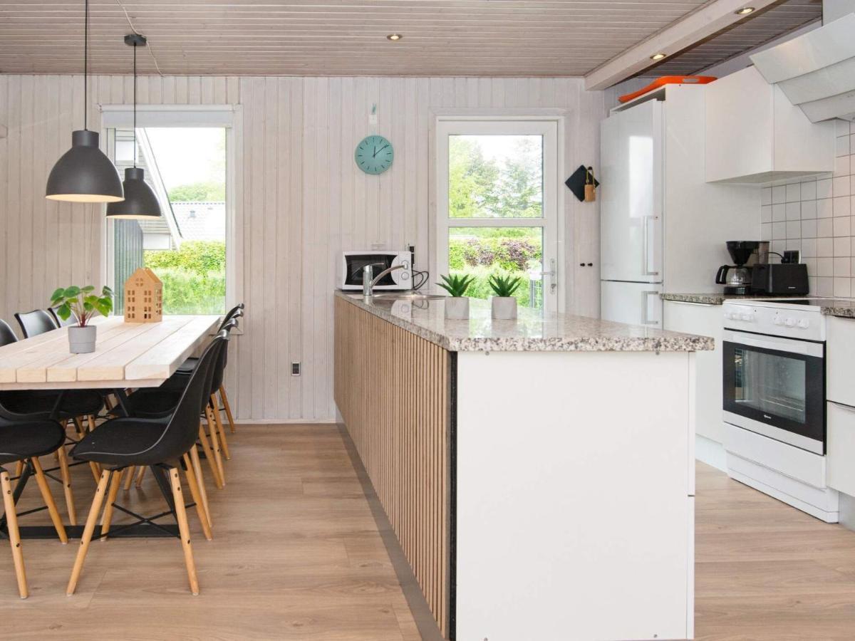 9 Person Holiday Home In Juelsminde Sonderby  Eksteriør billede